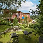 Haus Mühlleiten - *