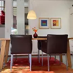 Haus Mühlleiten - *